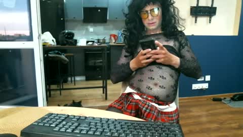 romantico_erotico online show from June 19, 7:07 pm