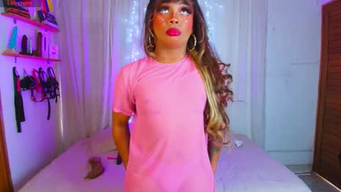 Romi Rouse online show from February 5, 6:37 pm