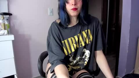 Twelve 3 Inst Twelve 312002 Twitter Room312 2002 online show from April 25, 1:41 pm