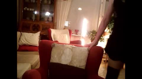 Snapshot of rosa_teevee chatting on October 31, 9:01 pm Tina online show from October 31, 9:01 pm