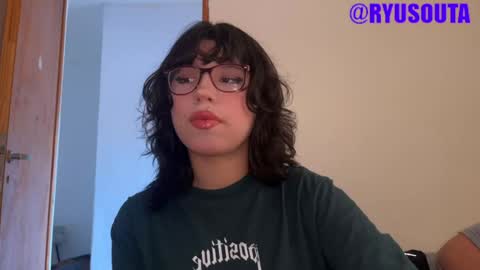 Snapshot of ryusouta chatting on January 2, 11:27 pm Ryu-chan online show from January 2, 11:27 pm