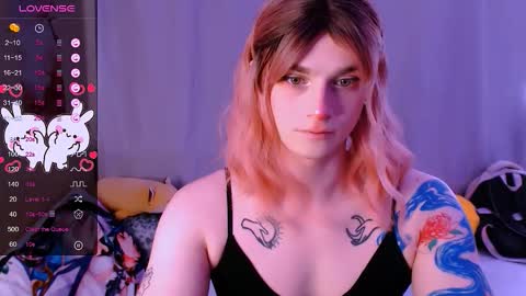  Alice  online show from October 2, 6:03 am