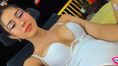 Sabrina online show from April 27, 4:16 pm