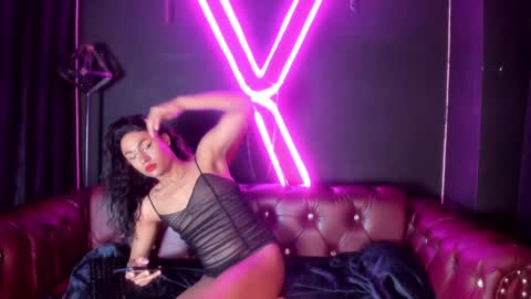 Snapshot of sabrina_rose__ chatting on February 4, 3:33 am Sabrina Rose  online show from February 4, 3:33 am