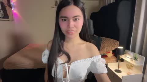 sabrinamadonna54 online show from May 31, 10:45 am