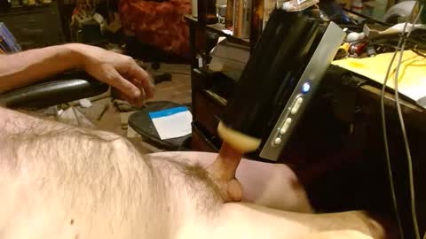 safety_fist online show from January 14, 2:31 am