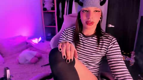 Rose online show from March 14, 7:39 pm