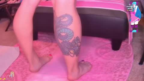 SissySally online show from July 4, 11:37 am