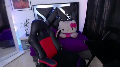 SALO HOT online show from April 22, 10:50 pm