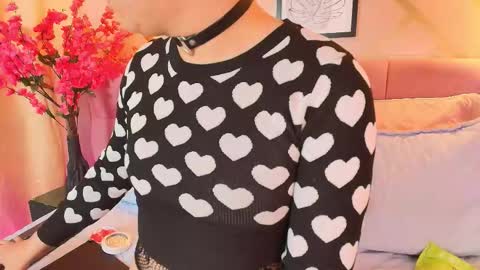 Saturningsweets online show from March 24, 2:22 pm