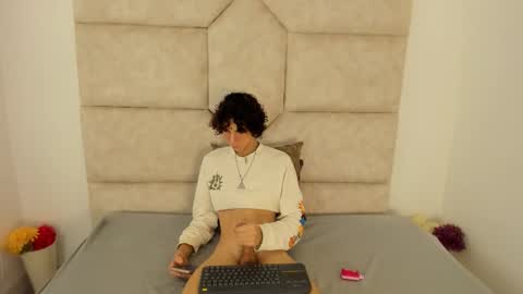 Snapshot of scaarlett_22 chatting on October 8, 5:47 pm scaarlett_22 online show from October 8, 5:47 pm