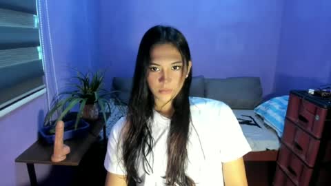 seductive_petiteasian69 online show from June 14, 12:33 am