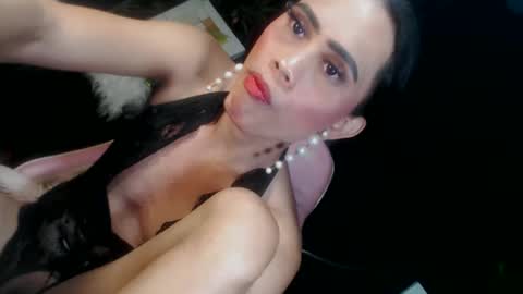 senyora_evangelista online show from April 14, 8:30 am