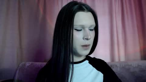 Nextdoor Princess online show from February 12, 5:05 am