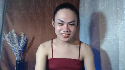 Snapshot of sexy_rc18 chatting on December 16, 4:13 am RC online show from December 16, 4:13 am