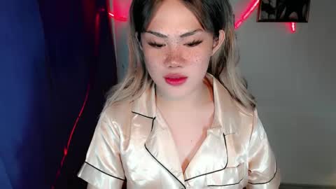 Snapshot of sexy_rc18 chatting on February 7, 11:13 pm RC online show from February 7, 11:13 pm
