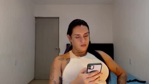 Natalia Duran online show from April 19, 6:21 pm