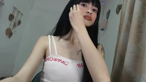 bini aiah online show from April 22, 3:02 am