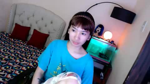 SHANTA FOX  s online show from November 8, 11:21 am