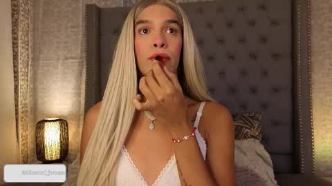 Shantal Jones online show from October 1, 9:59 pm