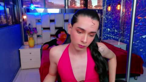 Sharlond online show from March 31, 1:13 pm