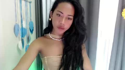 shira_cutttiebigcock online show from April 19, 1:06 am