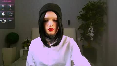 Simona online show from February 2, 1:08 pm