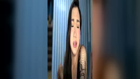 Kylie online show from June 14, 1:56 pm