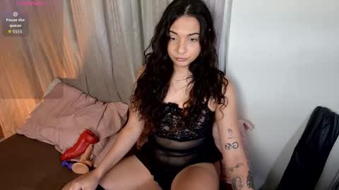 Sinem online show from December 22, 7:51 pm