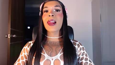 jesica online show from October 17, 4:38 am