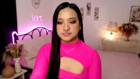 Queen Cyrine online show from November 15, 1:14 am