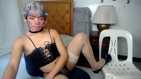 snoky_serna online show from June 30, 5:29 am
