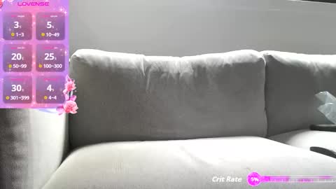 Snapshot of socially_awk chatting on October 23, 1:42 am socially_awk online show from October 23, 1:42 am