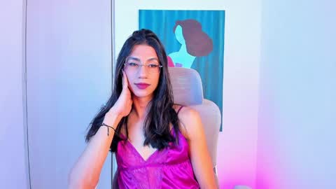 Sofi online show from April 26, 3:54 pm