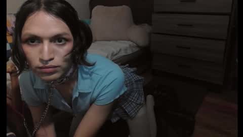 soophiebby online show from November 26, 2:36 am