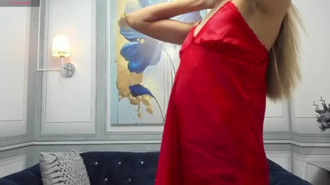 SOPHIE online show from March 31, 1:29 am