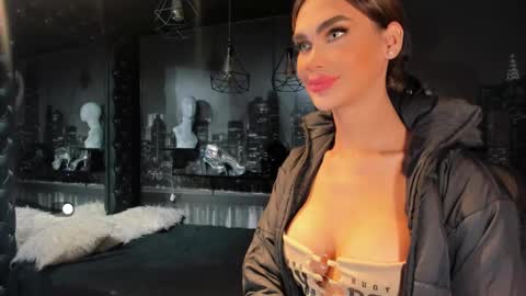 soysabrinathebest online show from February 13, 1:22 am