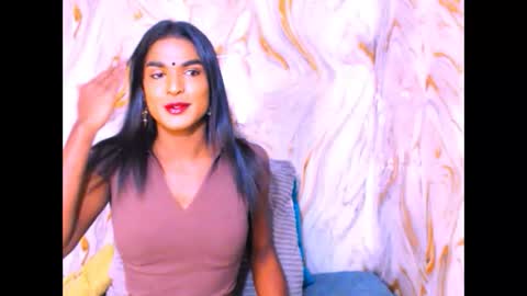 spicybarbie4u online show from April 7, 7:53 am