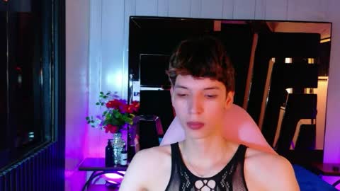 stefany piink online show from May 3, 1:04 pm