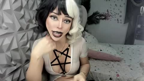 Jane online show from March 28, 2:08 pm