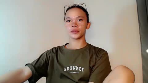 LoveSugar online show from February 3, 5:05 am