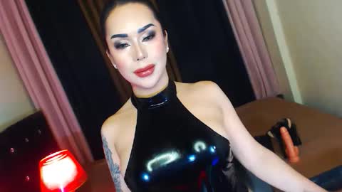 Summer online show from February 6, 11:21 pm