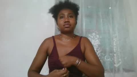 surbelle online show from March 10, 1:58 pm