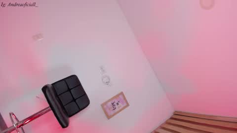 Cell Me Andrea online show from March 13, 2:28 am