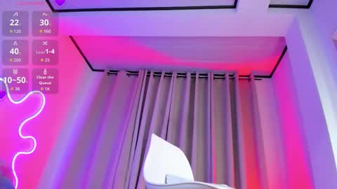 Miss Mackensy online show from February 16, 6:01 am