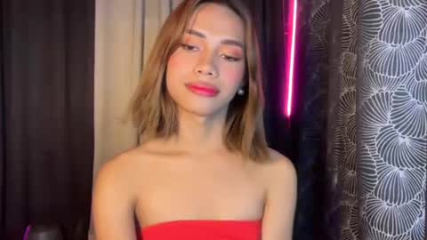 sweet_nikki03 online show from December 3, 6:23 pm