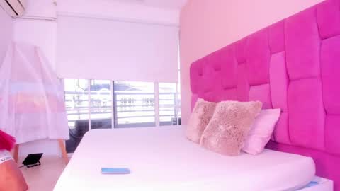 sweet_stacie online show from January 18, 1:20 pm