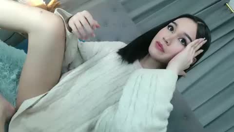 sweet_tatiana28 online show from March 8, 12:30 pm