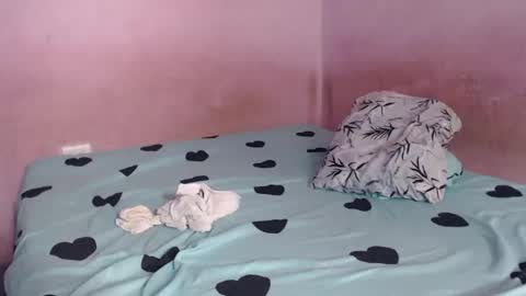 sweet_tianiss4 online show from April 24, 9:40 pm