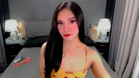 bea takashi  online show from March 13, 10:32 am